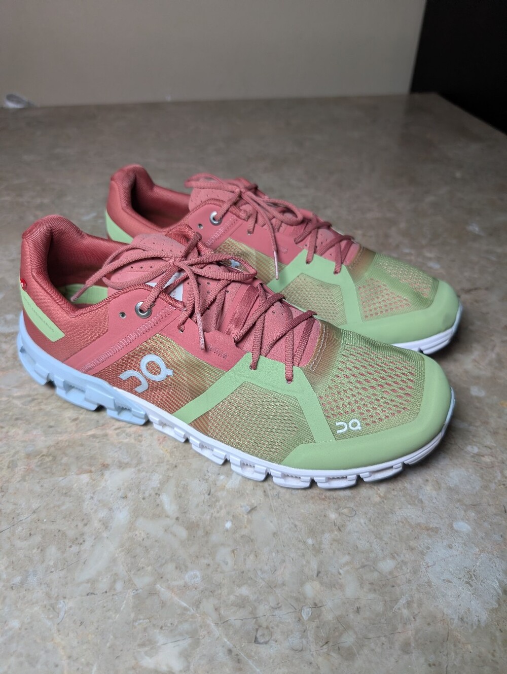 On Cloudflow Swiss Engineering ® Running Shoes Guava/Dustrose Women's Size 11